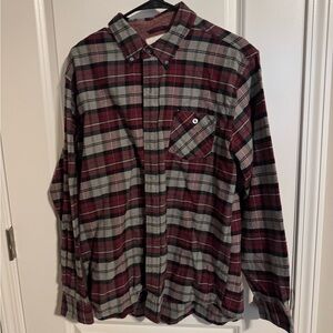 Weatherproof Vintage Plaid Flannel in Burgundy and Black